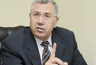 صورة وزير الزراعة: التنسيق مع البنك الزراعي لبحث ودراسة الحالات المتعثرة لمشروعات الانتاج الحيواني والبتلو