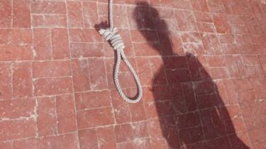 صورة ٣ آلاف حالة سنويا…الشباب المصري يفضل الانتحار لهذه الأسباب