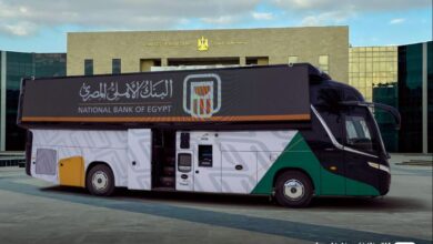 صورة الوحدة المصرفية المتنقلة للبنك الأهلي تبدأ في تقديم خدماتها للعملاء  من العاصمة الإدارية
