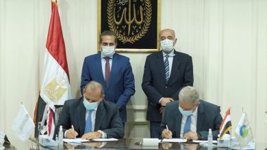 صورة شراكة بين” البنك الأهلي” والشركة القابضة لمياه الشرب والصرف الصحي