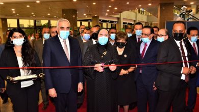 صورة وزيرة التجارة والصناعة تفتتح فعاليات الدورة الـ 54 لمعرض القاهرة الدولي
