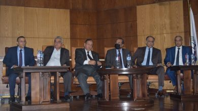 صورة غرفة القاهرة تستضيف رئيس مصلحة الجمارك