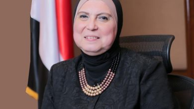 صورة وزيرة التجارة والصناعة تصدر قراراً بتشكيل لجنة اشتراطات منح التراخيص بهيئة التنمية الصناعية