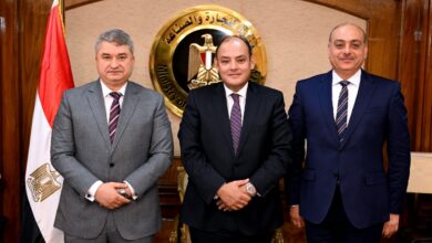 صورة محمد عبد الكريم  رئيسا لهيئة التنمية الصناعية
