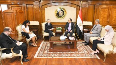 صورة وزير التجارة والصناعة يستقبل سفير البرازيل بالقاهرة