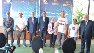 صورة “محافظ القليوبية’ و”رئيس البنك الزراعي” يشهدان المؤتمر الجماهيري للشمول المالي بقرى حياة كريمة