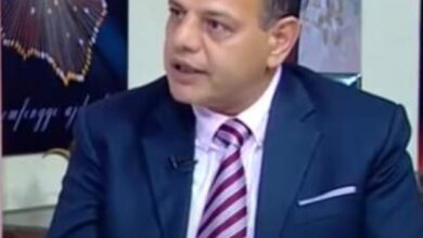 صورة د اشرف العسيلي يكتب : ألام خشونة الرقبة مرض تكنولوجية العصر