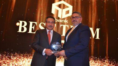 صورة بنك التعمير والإسكان يكرم قطاعي الشركات والقروض المشتركة والمشروعات الصغيرة والمتوسطة عن انجازاتهما لعام 2022( صور)
