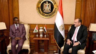 صورة تفاصيل لقاء وزير التجارة والصناعة برئيس مجلس الشيوخ البوروندي
