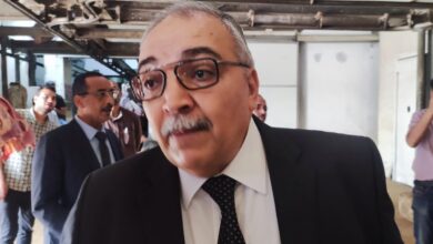 صورة وزير التموين: وصول كميات كبيرة من رؤس الماشيه المتعاقد عليها من جيوبتى والسودان
