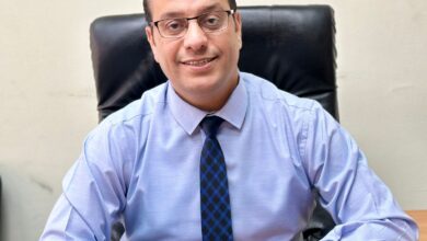 صورة بعد إعلان المركزي طرح نقود بلاستيكية فئة العشرين جنية.. خبير مصرفي يعدد المزايا البيئية للعملات البلاستيكية