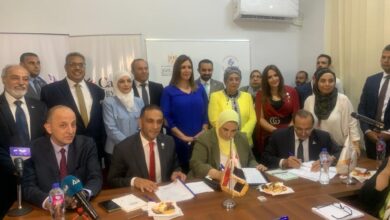 صورة ” القباج” تستهل زيارتها لمحافظة الإسكندرية لتدشين حملة “رحلة الألف كيلو متر” بافتتاح عيادة “الصحة الإنجابية”