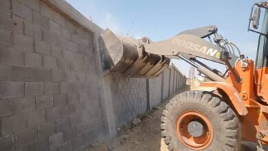 صورة محافظة الجيزة: غلق كلي أسفل الكوبري بطريق الواحات لمدة يومان لإزالة ورفع الكمر المعدني