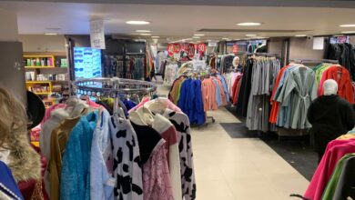 صورة اليوم انطلاق الاوكازيون..  بمشاركة 300محل و يستمر لمدة شهر  بنسبة تخفيض تتراوح من تصل الى 50%