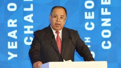 صورة وزيرا “المالية” و”السياحة” ورؤساء “الرقابة المالية” و”الاستثمار” و”جهاز المشروعات” يفتتحون ويشاركون في فعاليات مؤتمر “الرؤساء التنفيذيين”