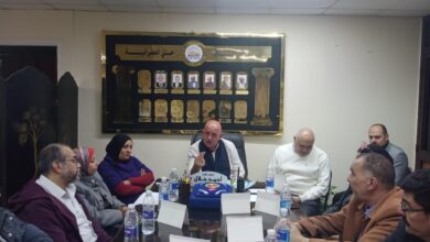 صورة حي العمرانية يعقد اجتماع المجلس التنفيذي ويشن حملات على التعديات بالشوارع(صور)