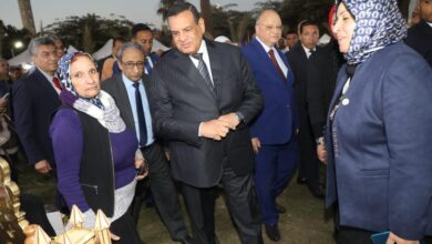 صورة وزير التنمية المحلية ومحافظ القاهرة يفتتحان مهرجان القاهرة الدولي للتمور وخيرات رمضان بحديقة الحرية