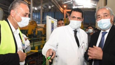 صورة ” الدلتا للسكر” تتابع انتظام العمل في مصنع الشركة وتيسير استلام البنجر من المزارعين