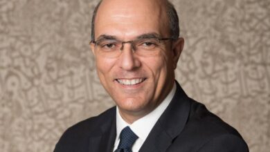 صورة انتخاب الدكتور شريف كامل، عميد كلية إدارة الأعمال بالجامعة الأمريكية بالقاهرة