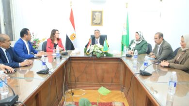 صورة محافظ الجيزة يلتقي بأعضاء الاتحاد الإقليمي للجمعيات والمؤسسات الأهلية