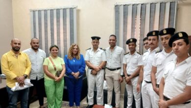 صورة قومي المرأة بالجيزة ينظم قافلة طبية المحتجزين بقسم المنيرة الغربية