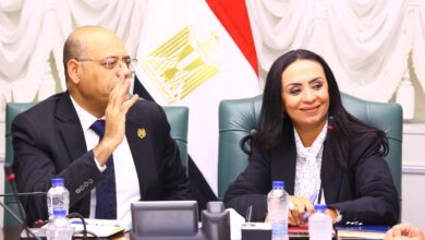 صورة وزيرا التضامن والعمل يبحثان ضم العمالة غير المنتظمة في التشييد والبناء إلى التأمين الصحي