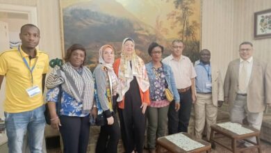 صورة وفد من معهد القطن والدول الأفريقية يزور غزل المحلة