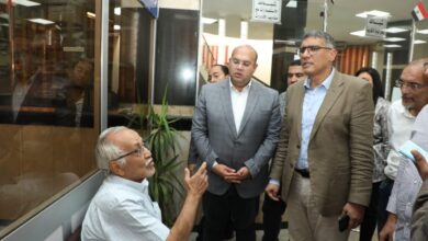 صورة محافظ الجيزة يتابع التيسيرات المقدمة للمواطنين الراغبين في التقدم بطلبات التصالح بالمركز التكنولوجي بجنوب الجبزة