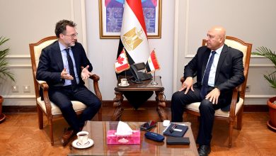 صورة “كامل الوزير” يدعو  الشركات الكندية للاستثمار في مصر