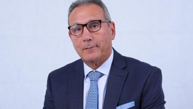 صورة رئيس البنك الاهلي المصري : تخفيض العائد علي الشهادات البلاتينية 1%