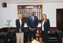 صورة رئيس البريد المصري تستقبل المدير التنفيذي لبريد كوت ديفوار