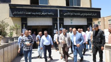 صورة محافظ الجيزة يتابع تيسير الإجراءات علي المواطنين بالمراكز التكنولوجية