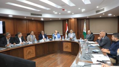 صورة محافظ الجيزة يترأس اجتماع  الجهاز التنفيذي لمشروع استهلاك الطرق