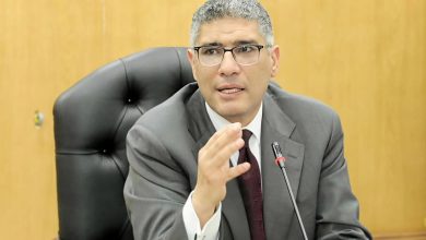 صورة محافظة الجيزة تدفع  بسيارات مياه نقية لأهالي الصف وأطفيح