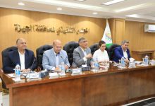 صورة تفاصيل لقاء محافظ الجيزة  بسكرتير العموم ومديري العقود والمشتريات بالأحياء والمراكز