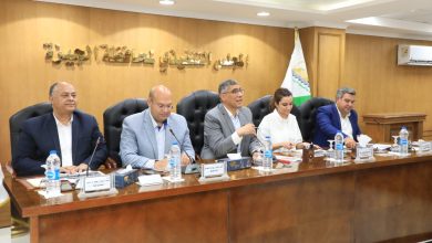صورة تفاصيل لقاء محافظ الجيزة  بسكرتير العموم ومديري العقود والمشتريات بالأحياء والمراكز