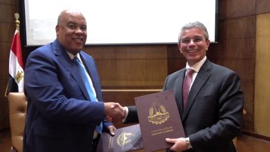 صورة توقيع بروتوكول تعاون بين غرفة القاهرة ومصلحة الجمارك