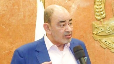 صورة رئيس شعبة المستلزمات الطبية يزف بشري سارة للموردين