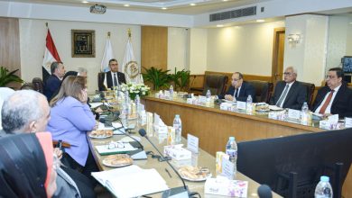 صورة وزير التموين يجدد الثقة في مجلس «القابضة للصناعات الغذائية»