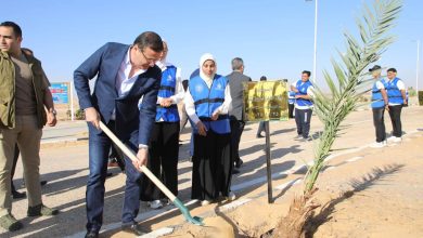 صورة وزيرا الزراعة والتنمية المحلية يطلقان المرحلة الرابعة من المبادرة الرئاسية لزراعة ١٠٠ مليون شجرة