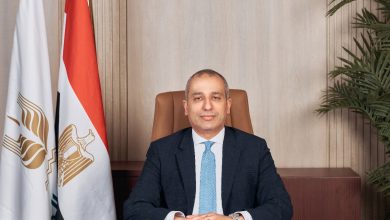 صورة الرئيس التنفيذي للبنك الزراعي المصري: قريباً.. إطلاق مجموعة من الخدمات التمويلية والمصرفية لتلبية احتياجات صغار المزارعين