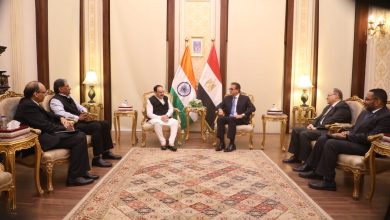 صورة  وزير الصحة يستقبل نظيره الهندي لتوسيع الاستثمارات الطبية المصرية الهندية