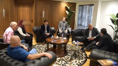 صورة سفير أرمينيا يبحث مع غرفة القاهرة التعاون التجاري والاستثماري