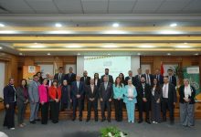 صورة الاتربي يكرم الفائزين من العاملين بالبنك الأهلي في فعاليات التوعية بالامن السيبراني