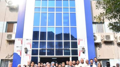 صورة نائب وزير الصحة تجري جولة ميدانية بوحدات الرعاية الأولية بالجيزة وتوجه بإجراءات لرفع كفاءة الخدمات