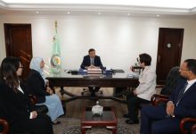 صورة وزير الزراعة يبحث مع وفد صيني مستجدات إنشاء مصنع متطور للمبيدات بتكنولوجيا عالمية