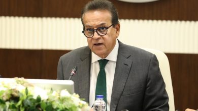 صورة وزير الصحة يشهد افتتاح المؤتمر العالمى لأورام الثدى وامراضالنساء