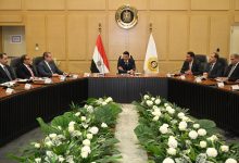 صورة وزير الصناعة يجتمع بقيادات الوزارة ويضع الخطوط العريضة لسير العمل خلال المرحلة المقبلة