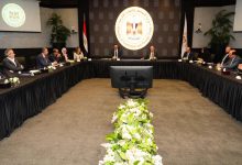 صورة وزيرا الصناعة والاستثمار يبحثان مع عدد من البنوك تحديد مسارات تمويل مبتكرة