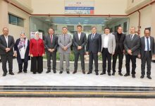 صورة وزير الصناعة يتفقد مصنع “آمون للأدوية” بالعبور ويشيد بدوره في دعم الأمن الدوائي وزيادة صادرات الدواء المصري